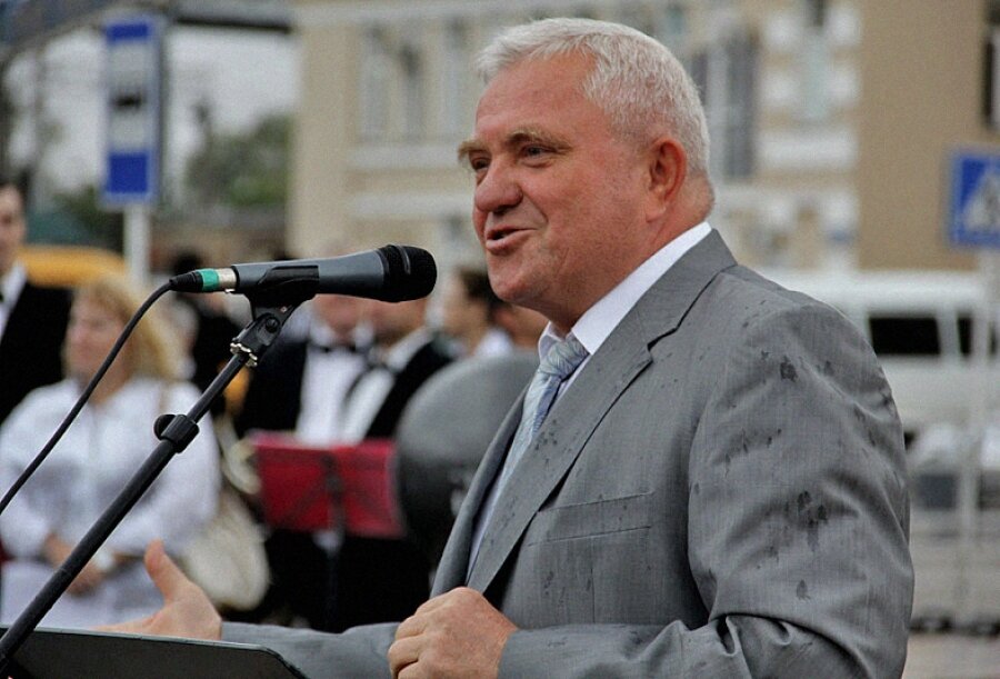 Зеленцов Александр Иванович — бывший первый заместитель главы администрации Оренбургской области
